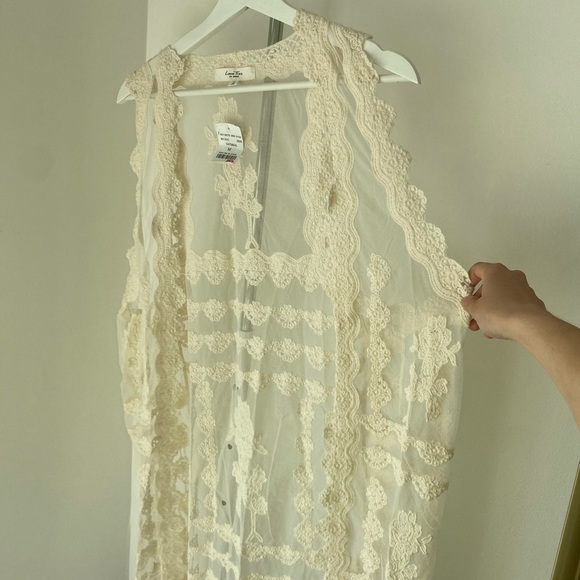 Mendocino top beach cover up - Picture 2 of 5